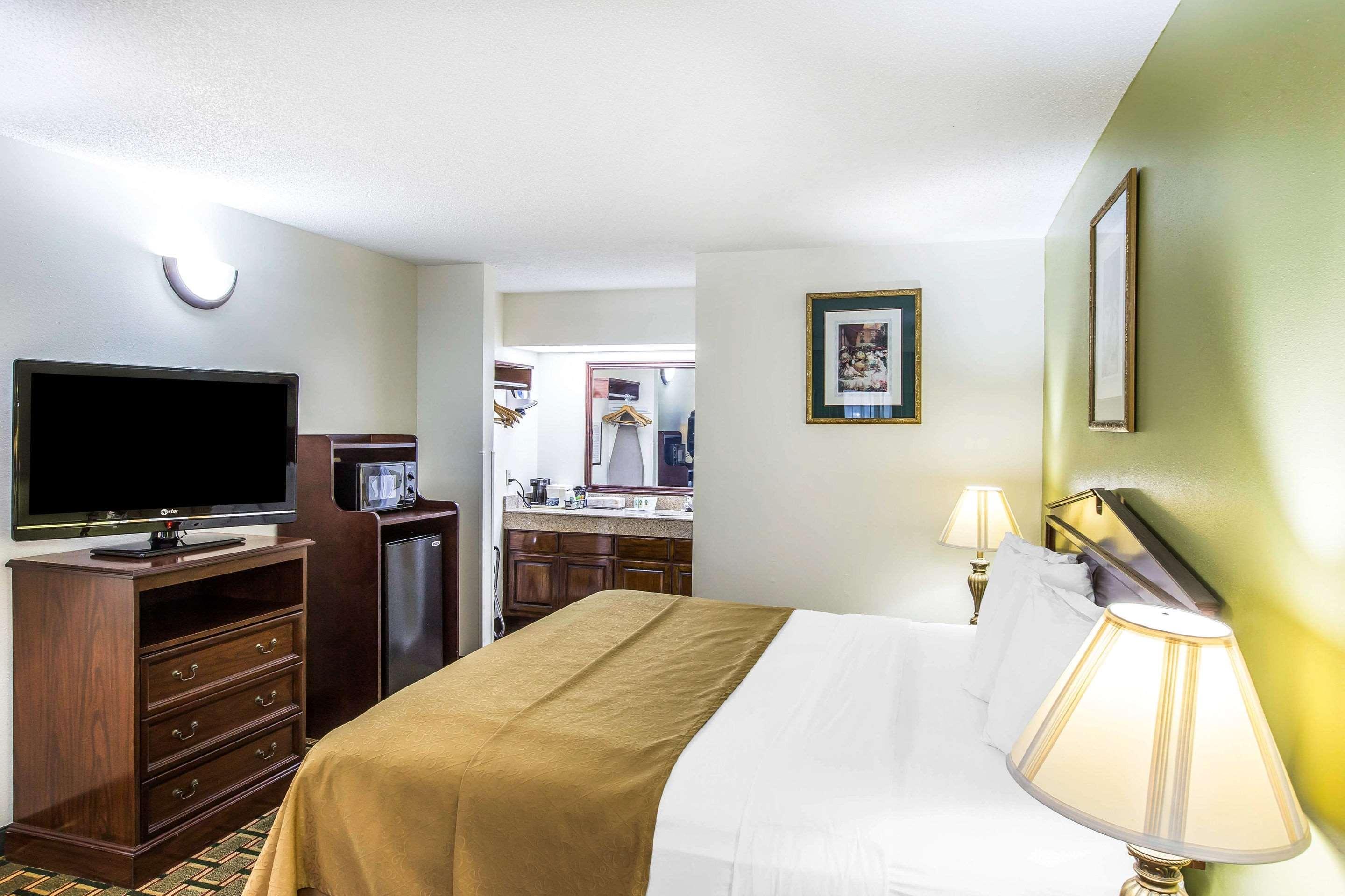 Quality Inn Eastman Экстерьер фото