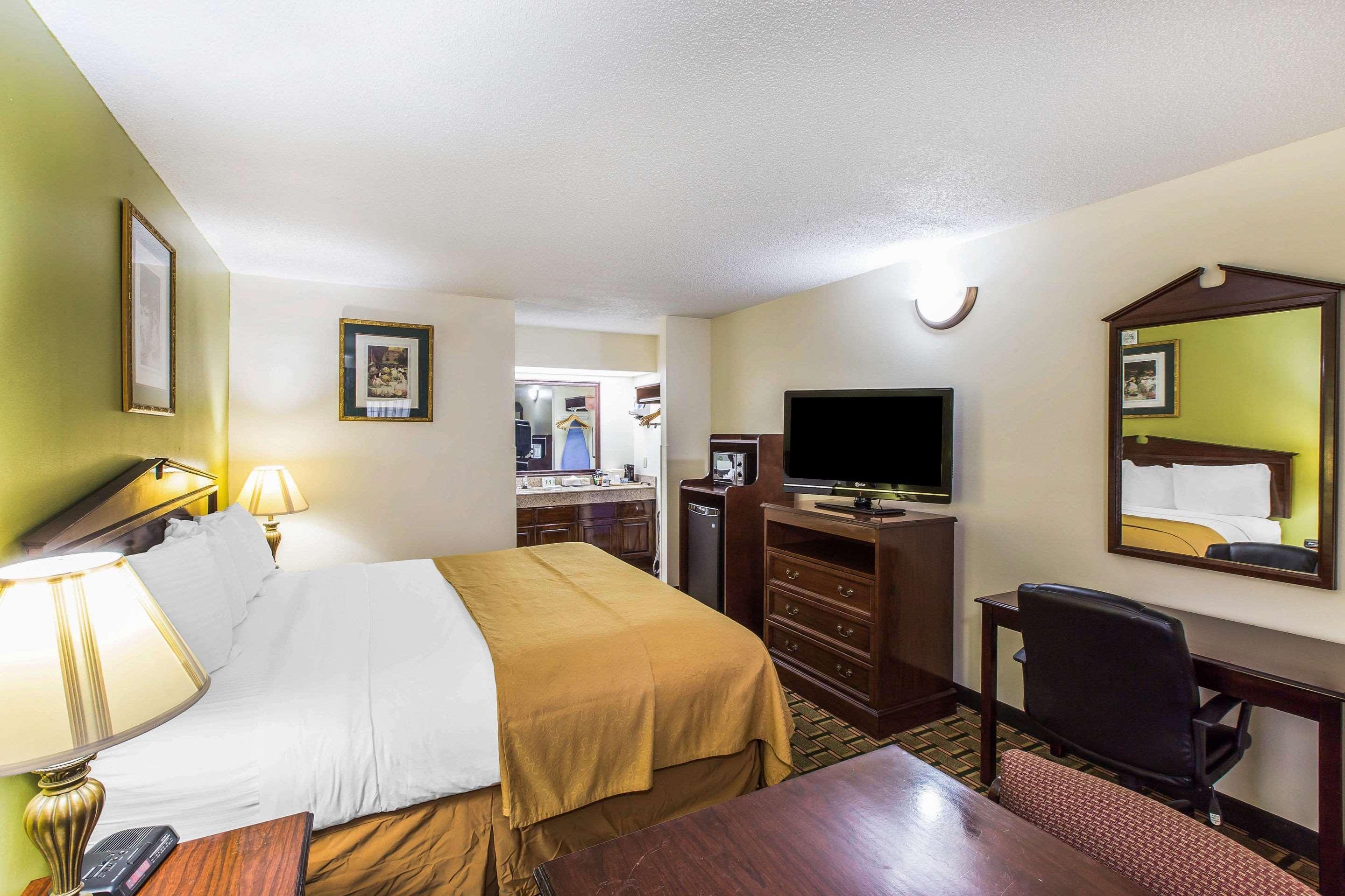 Quality Inn Eastman Экстерьер фото