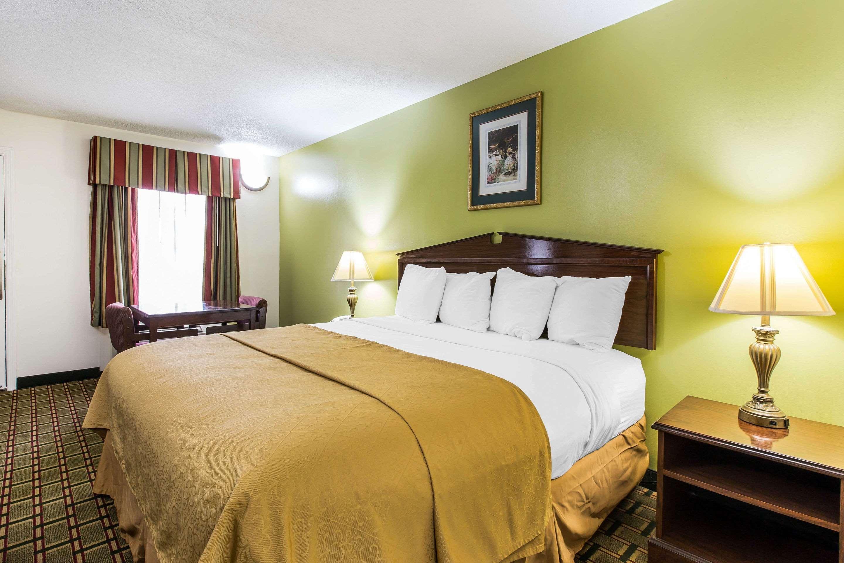 Quality Inn Eastman Экстерьер фото