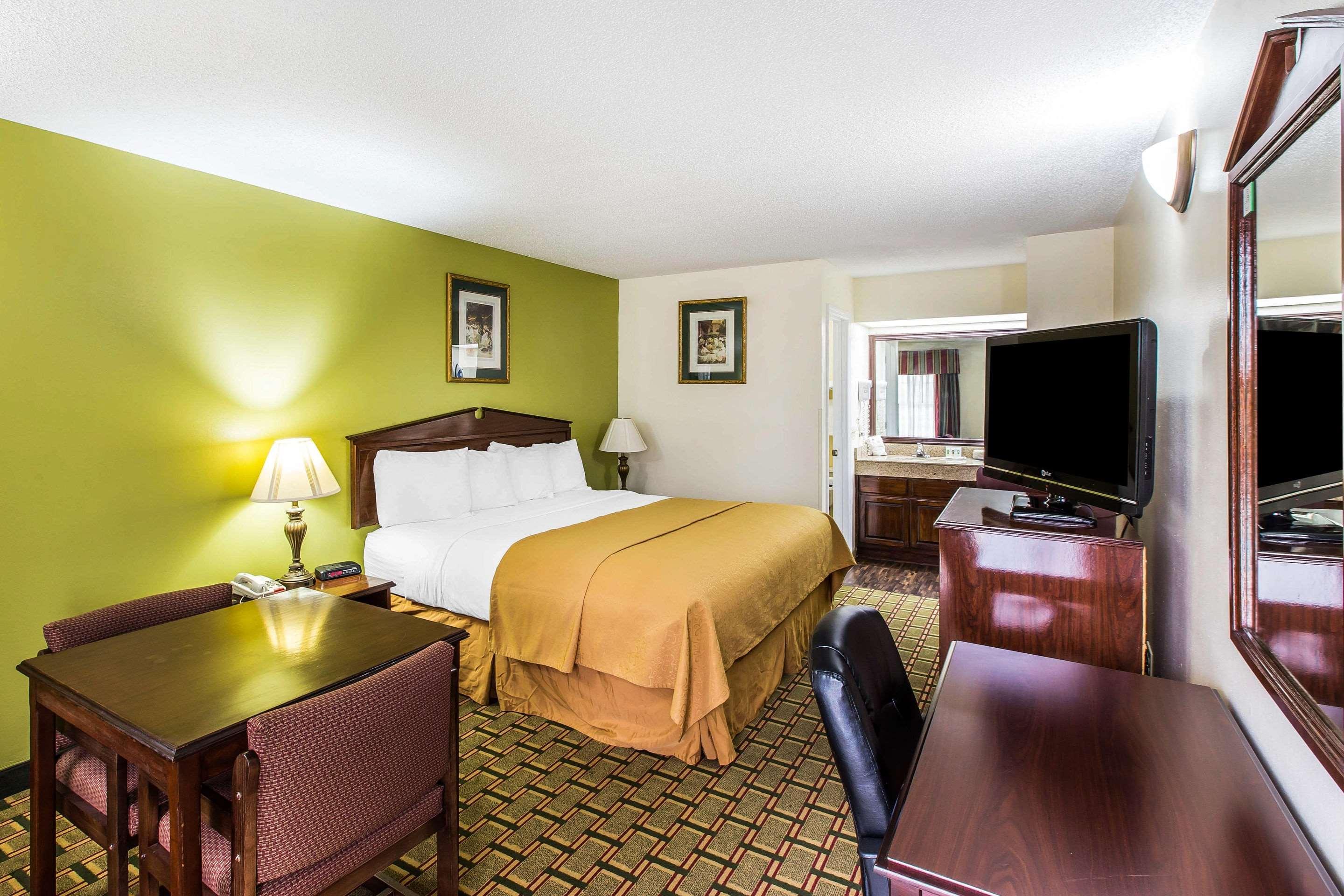 Quality Inn Eastman Экстерьер фото