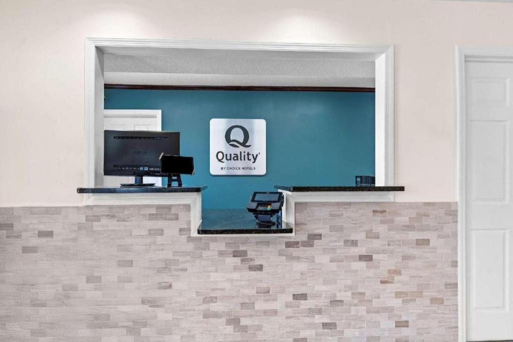 Quality Inn Eastman Экстерьер фото